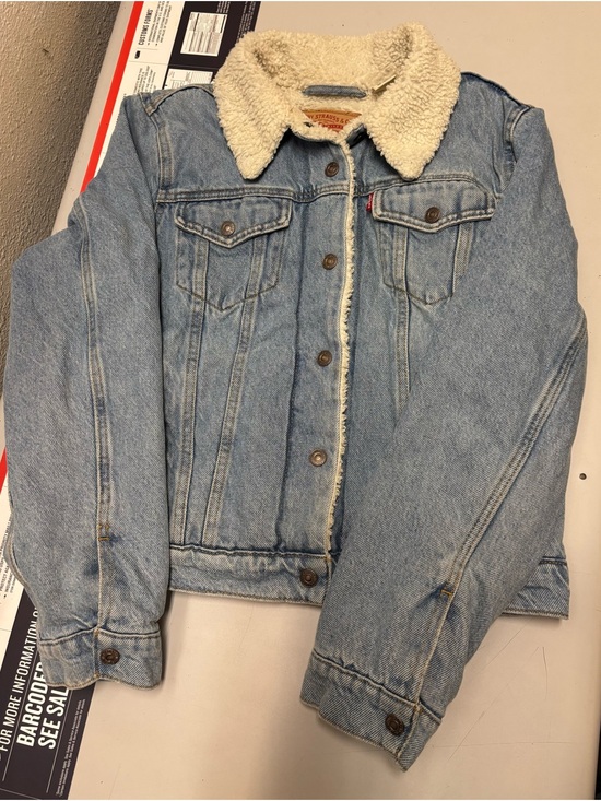 Levi's Jackets & Blazers - Levi's Light Blue Denim Jacket with Cream Sherpa Collar